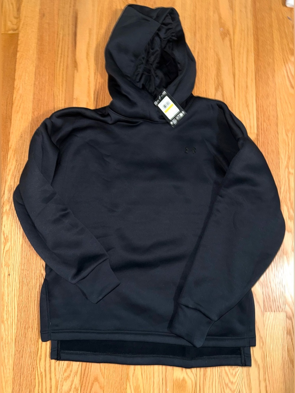 NWT Under Armour Fleece Hoodie Medium